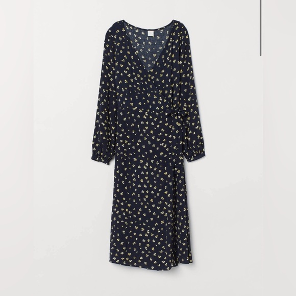 H&M Patterned Wrap-Front Dress - Picture 1 of 9